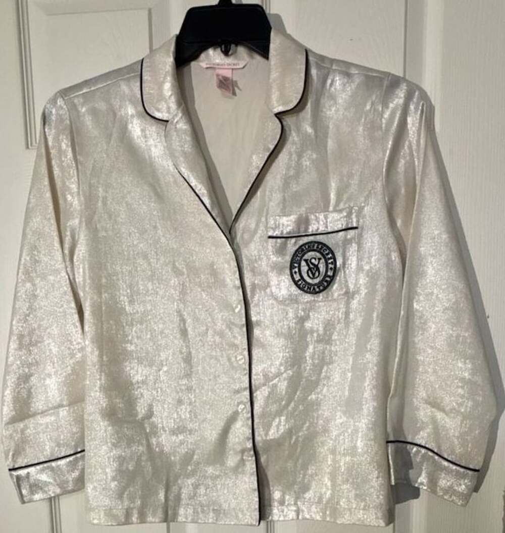 Victoria's Secret Satin Pajama Top Size XS White